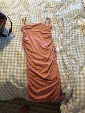 Lululemon cinched dress